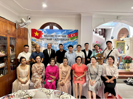 Azerbaijani Culture Presented at Festival Held in Vietnam